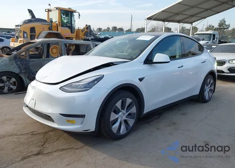 2022 Tesla Model Y Long Range Dual Motor All-Wheel Drive z USA, uszkodzony, nr VIN 7SAYGAEE5NF405257